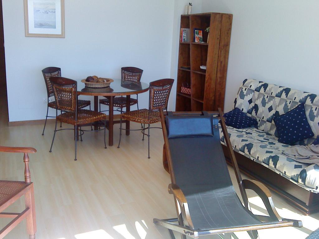 Apartamentos Puerto Basella Villanueva De Arosa Szoba fotó