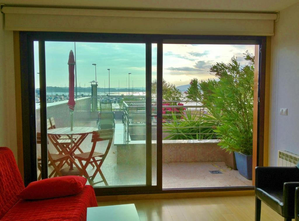 Apartamentos Puerto Basella Villanueva De Arosa Szoba fotó