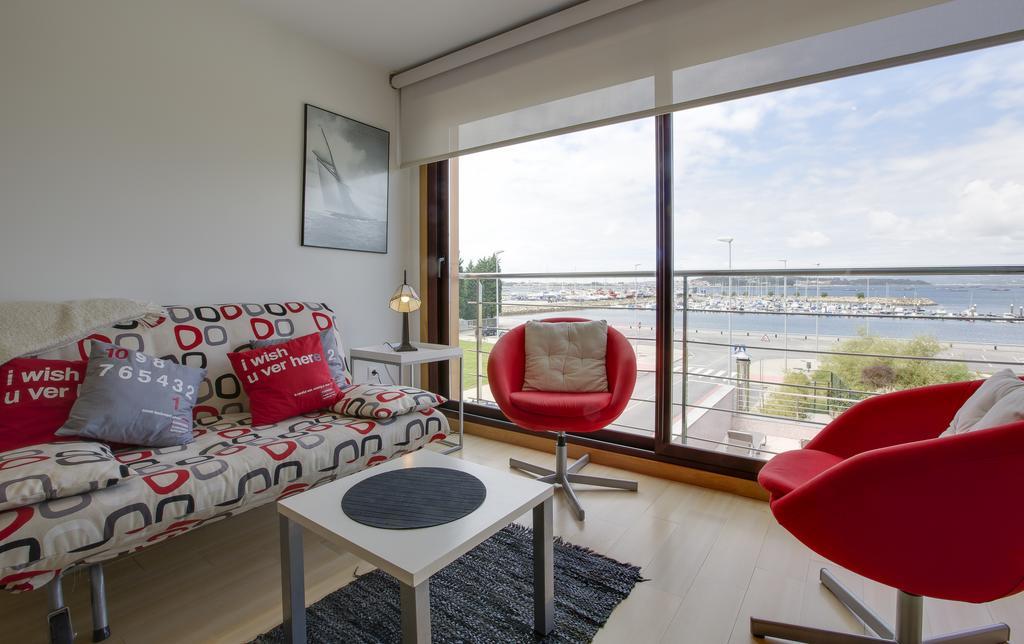 Apartamentos Puerto Basella Villanueva De Arosa Kültér fotó