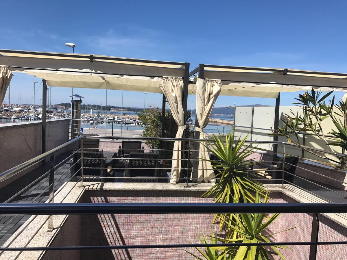 Apartamentos Puerto Basella Villanueva De Arosa Kültér fotó